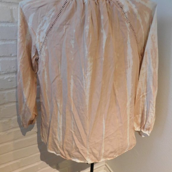 Ladies top - Picture 5 of 5